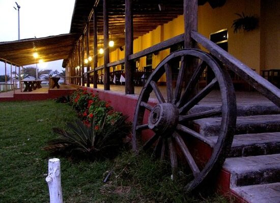 Palo Marino - restaurantes romanticos en trujillo