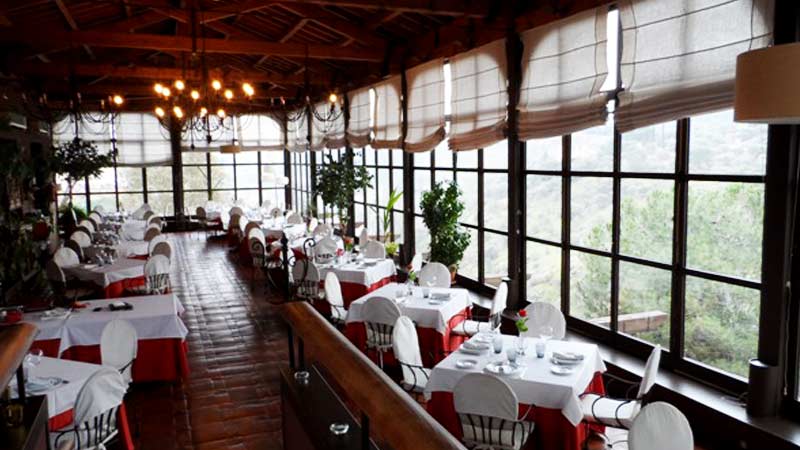 hierbabuena toledo - restaurantes con terraza